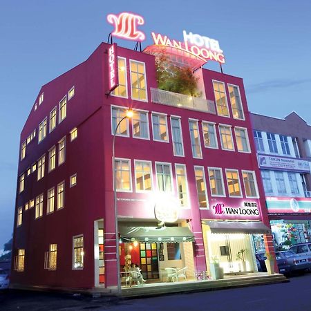 Wan Loong Hotel Pontian Kecil Esterno foto